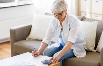 Women less likely to receive SEISS grants, analysis finds