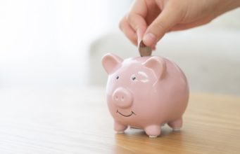 7 out of 10 freelancers worried about later life savings