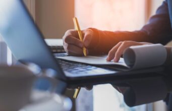 HMRC urges companies to update payroll software before NI cut